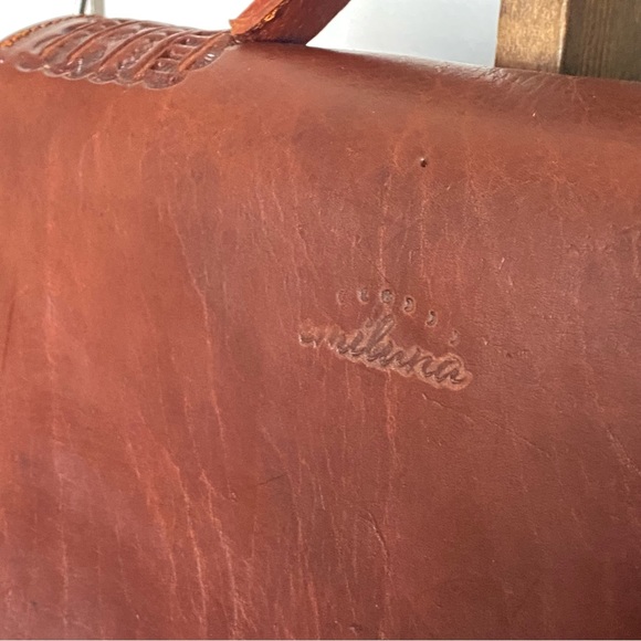 Chiapas Mini Brief Crossbody - Picture 5 of 9